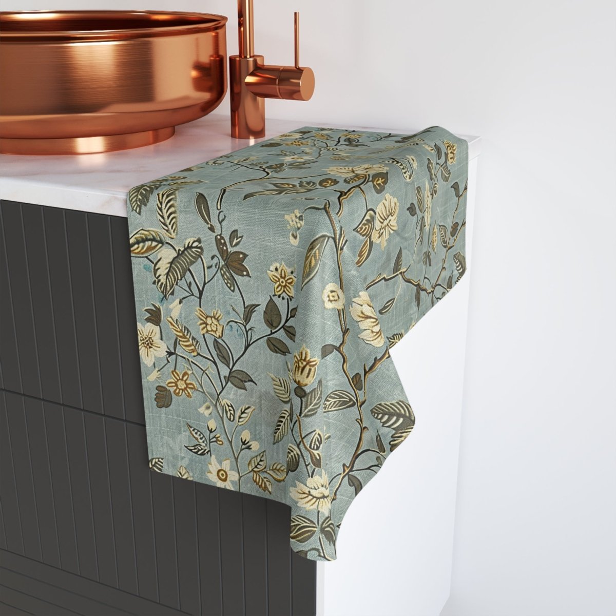 Vintage Floral Hand Towel – Blue Botanical Kitchen & Bath Towel - DesignBohemian
