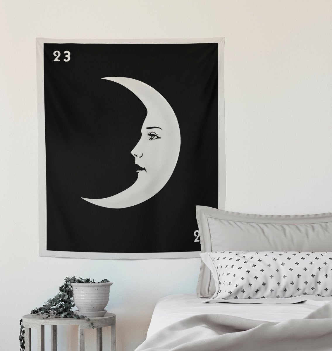 La Luna Card Moon Black Tapestry