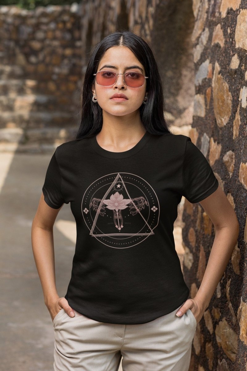 Feminist Shirt - Womens rights shirt - Uterus - Women's Favorite Tee