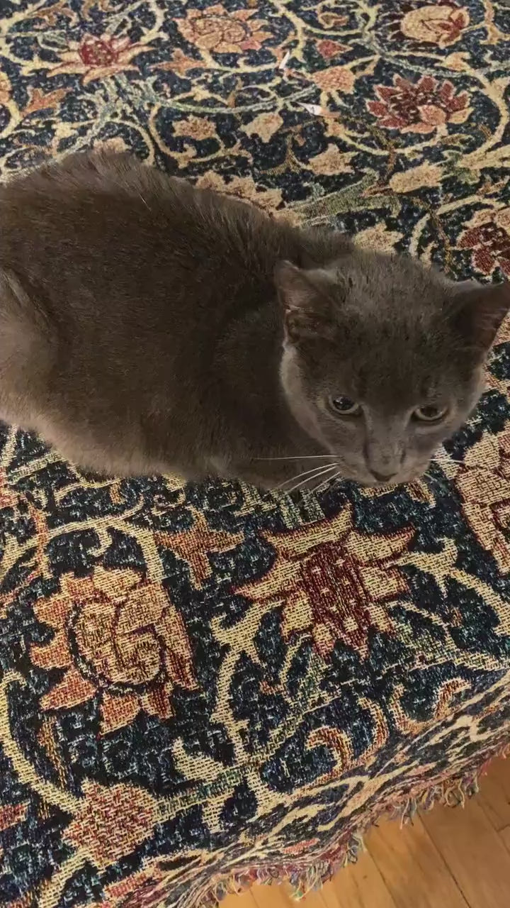 Floral Mandala Tapestry: Jacquard Woven Cotton Bohemian Blanket